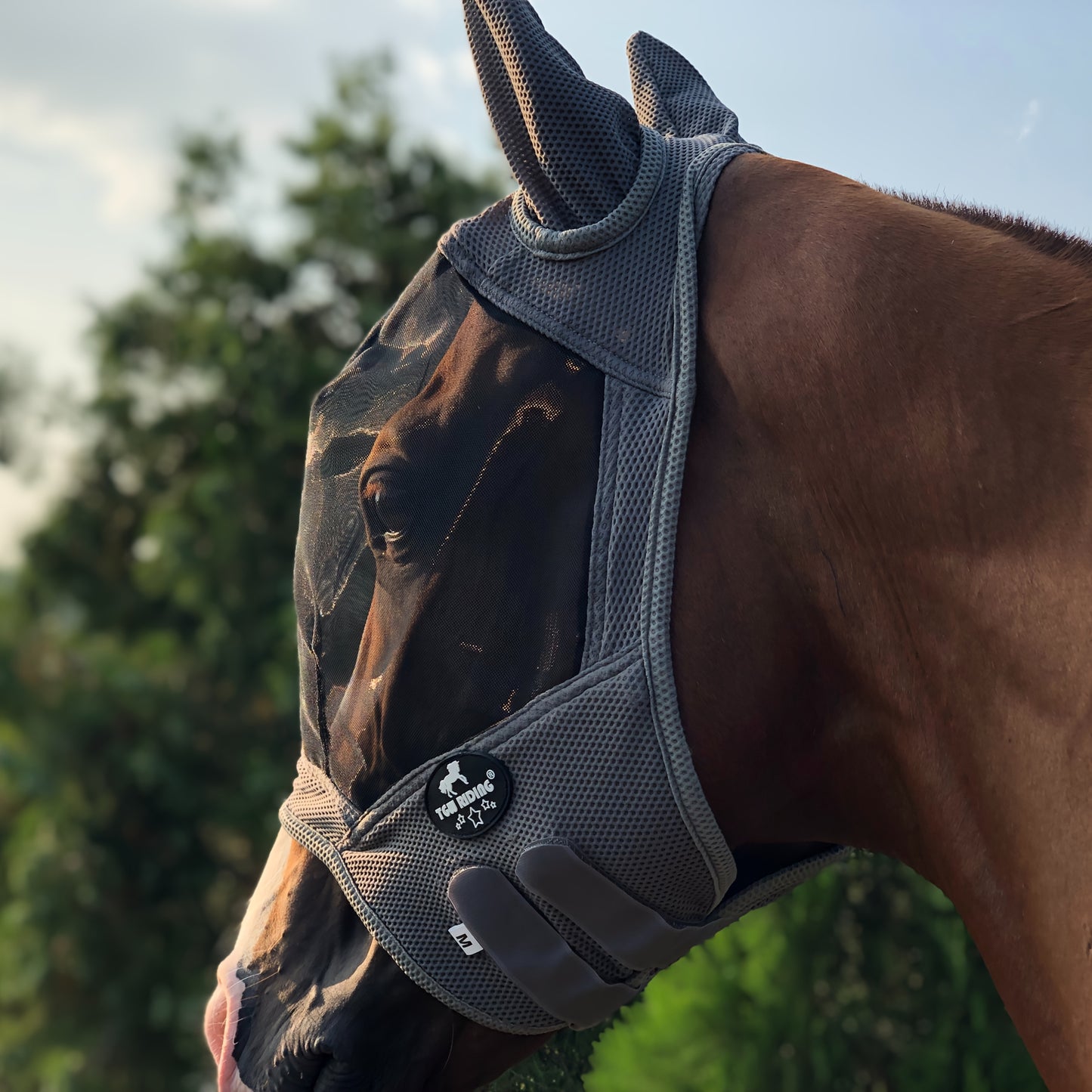 Horse Fly Mask With All Round Breathable Mesh UV Protection For Horses Durable Polyester 86 Percent UV Shield
