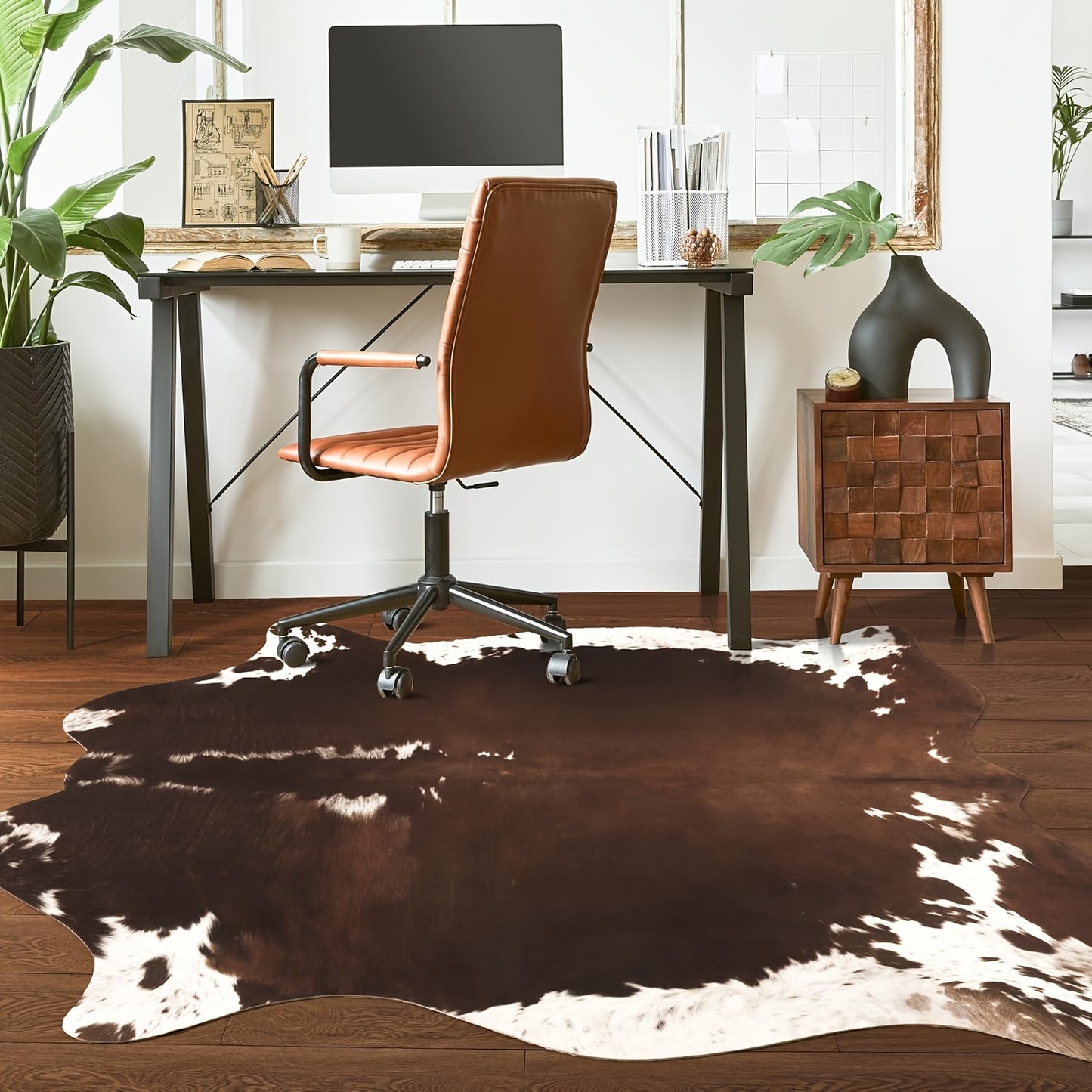 Imitation Cowhide Animal Print Mat for Bedroom and Office Decor